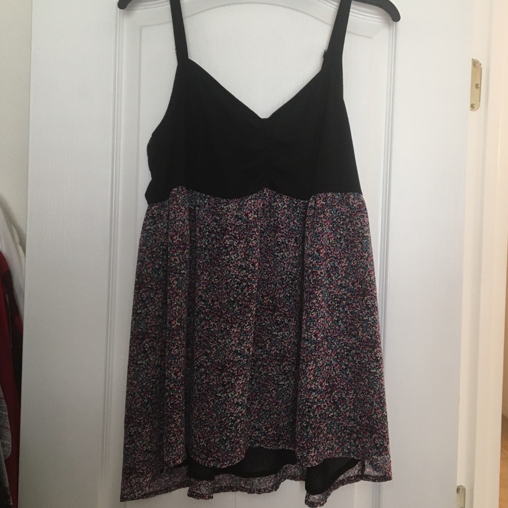 TORRID Size 2 Black w/multicolor top